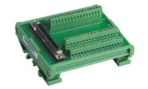 DIN-68S-01 - клеммная колодка с одним 68-контактным разъемом SCSI-II